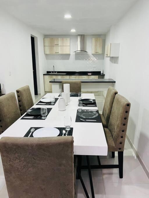 푸에블라 Loft Elegante A 5 Min De Lomas 아파트 외부 사진
